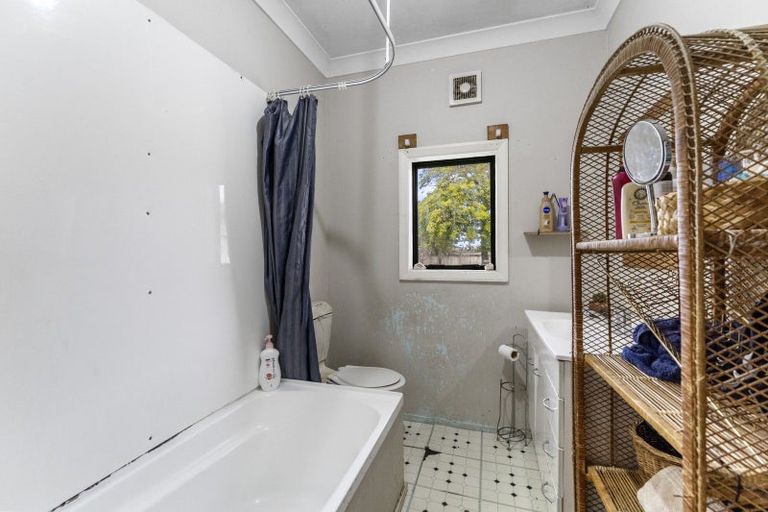 Photo of property in 25 Kirk Street, Otaki, 5512