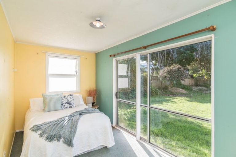 Photo of property in 87 The Esplanade, Raumati South, Paraparaumu, 5032