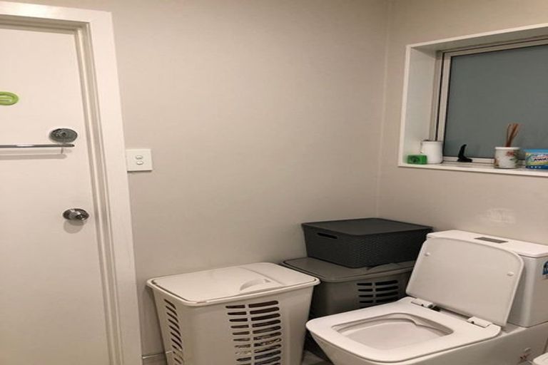 Photo of property in 16 Leith Court, Papatoetoe, Auckland, 2104