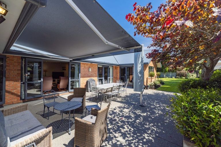 Photo of property in 30 Glen Oaks Drive, Northwood, Christchurch, 8051