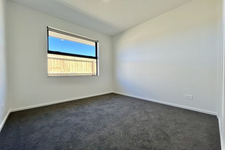 Photo of property in 11 Archibald Place, Halswell, 8025