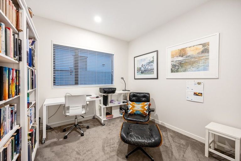 Photo of property in 3 Keel Street, Long Bay, Auckland, 0630