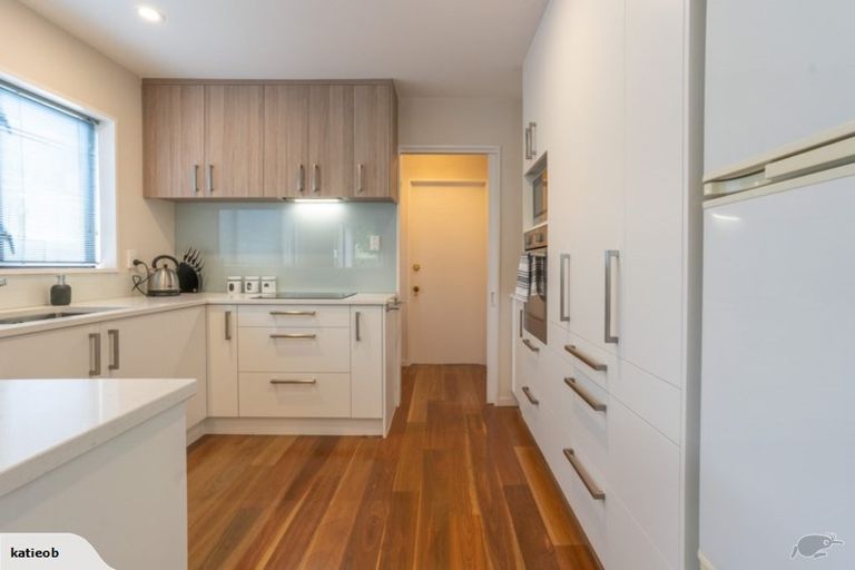 Photo of property in 33a Mcdougall Avenue, St Albans, Christchurch, 8014