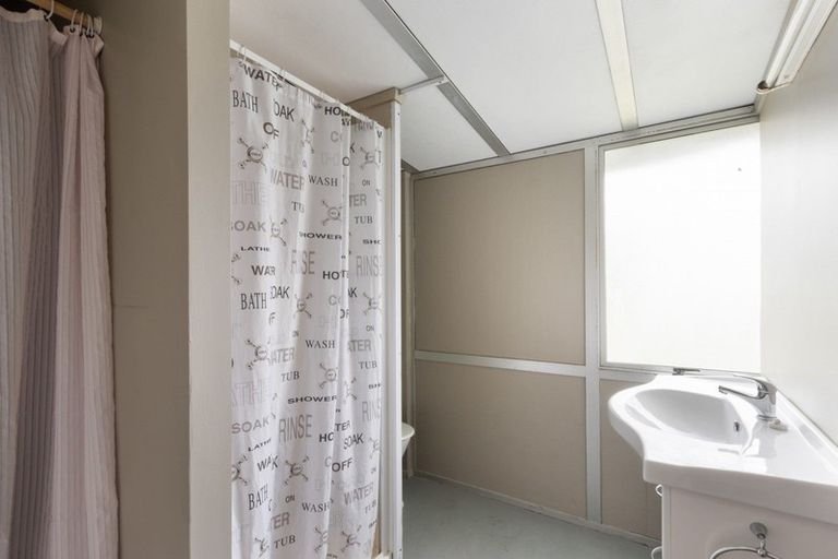 Photo of property in 84 Latham Street, Marewa, Napier, 4110