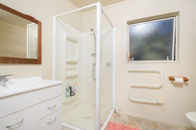 Photo of property in 1529 South Head Road, South Head, Helensville, 0874