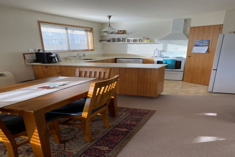 Photo of property in 2/13 Abberley Crescent, St Albans, Christchurch, 8014