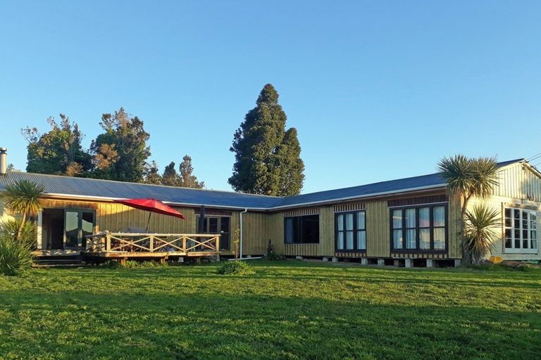 Photo of property in 432 Hikuai Settlement Road, Hikuai, 3579