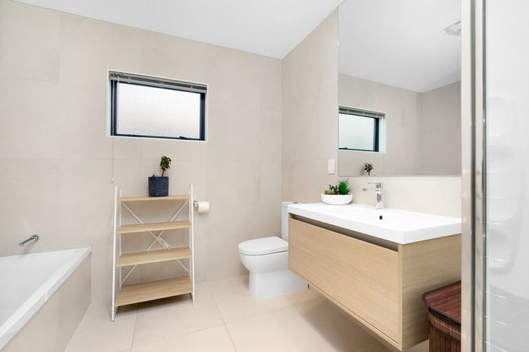 Photo of property in 39 Kabardin Street, Karaka, Papakura, 2113