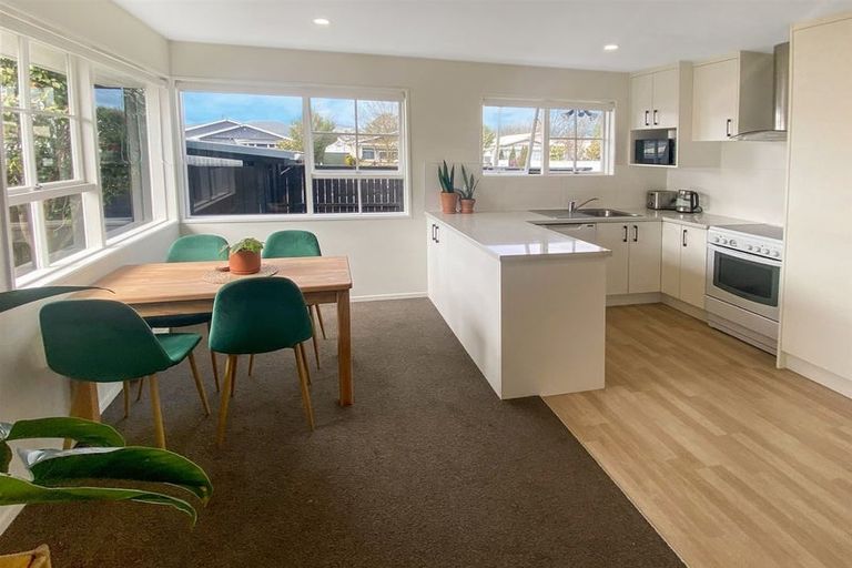 Photo of property in 2/63 Wychbury Street, Spreydon, Christchurch, 8024