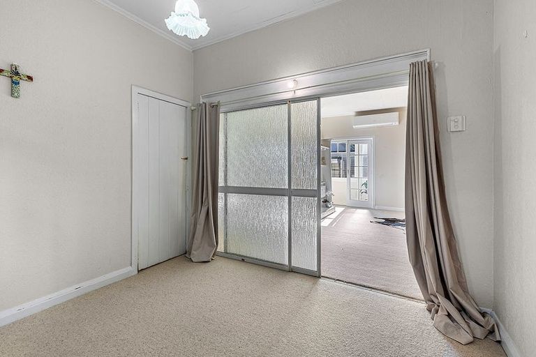 Photo of property in 10 Rimu Road, Kelburn, Wellington, 6012