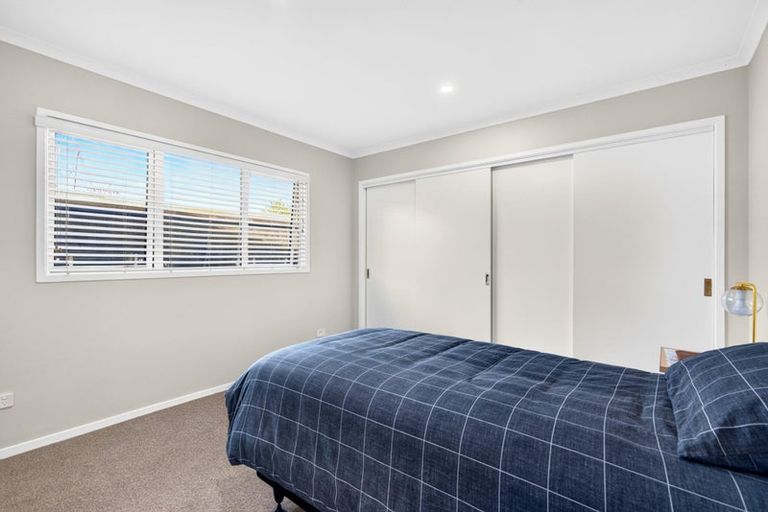 Photo of property in 3 Huruhuru Road, Massey, Auckland, 0614