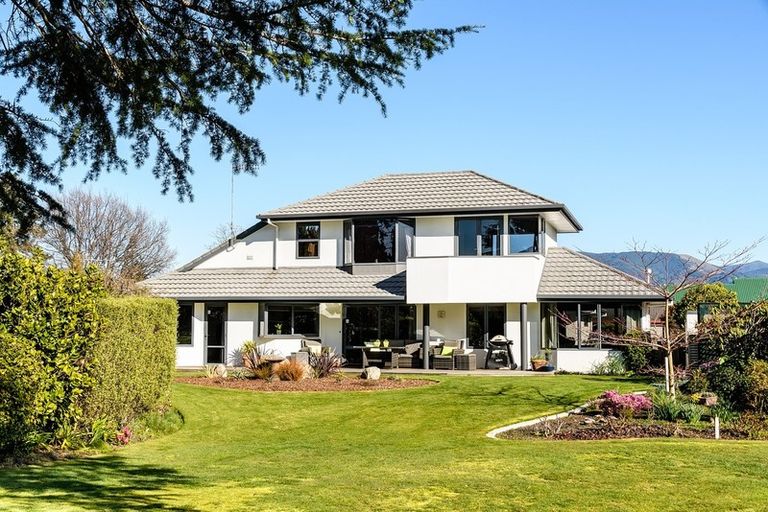 Photo of property in 4 Edwin Chambers Drive, Motueka, 7120