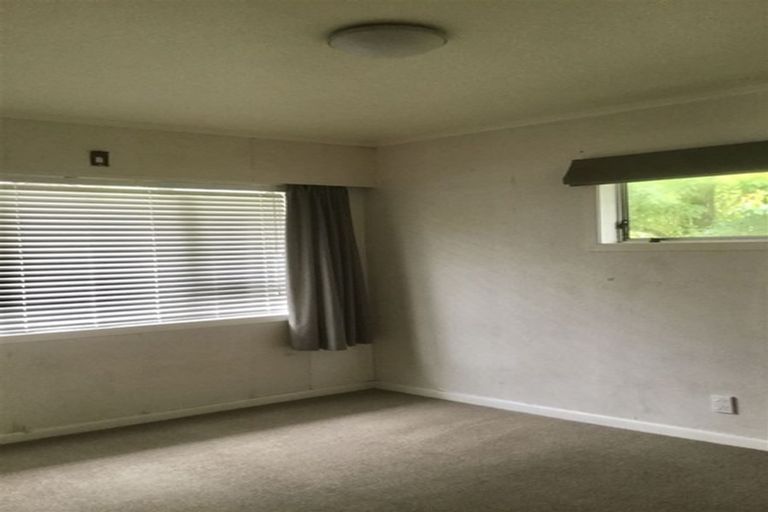 Photo of property in 56 Sherwood Avenue, Te Atatu South, Auckland, 0610
