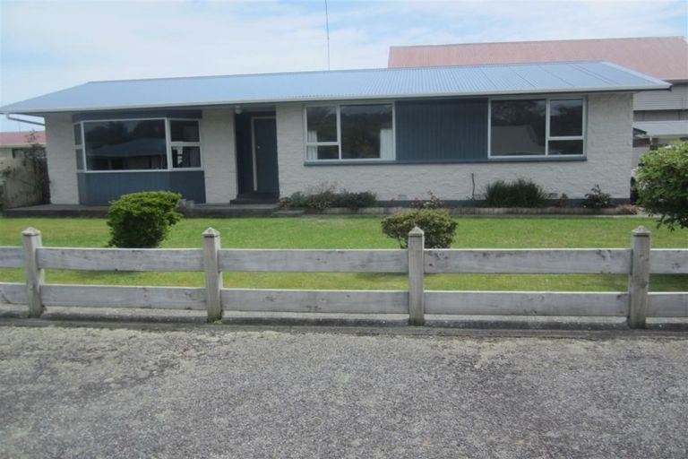 Photo of property in 54 Shakespeare Street, Greymouth, 7805