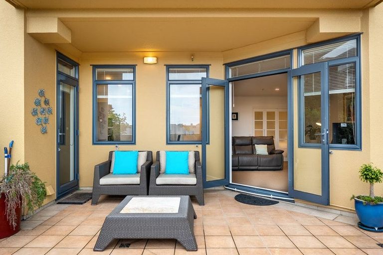 Photo of property in 2c/7-11 Bute Road, Browns Bay, Auckland, 0630