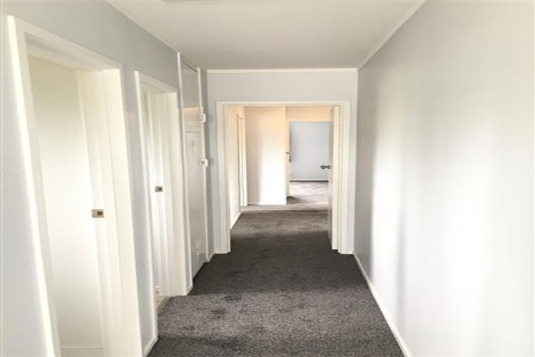 Photo of property in 49 Bader Drive, Mangere, Auckland, 2022