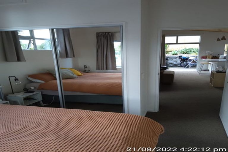 Photo of property in 2a Gosford Drive, Botany Downs, Auckland, 2010