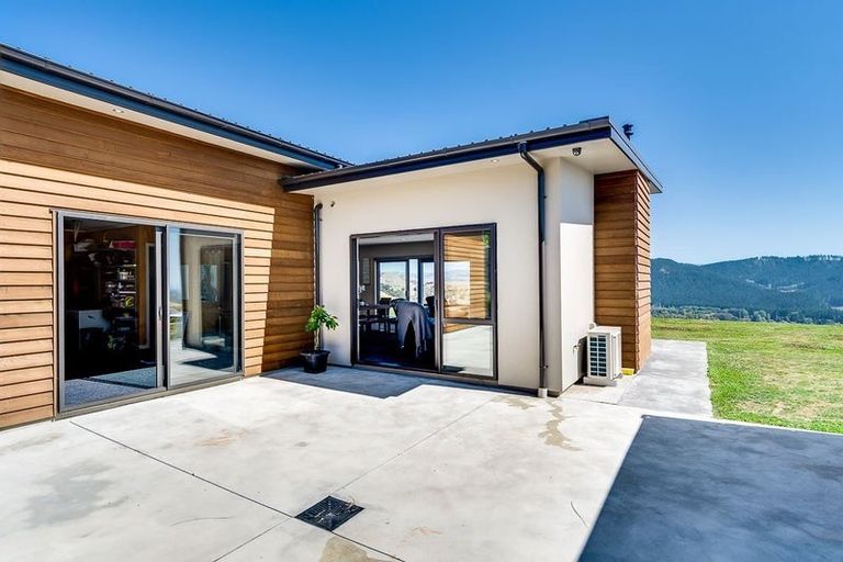 Photo of property in 164 Eskridge Drive, Eskdale, Napier, 4182