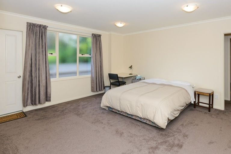 Photo of property in 184 Fitzherbert Avenue, West End, Palmerston North, 4410