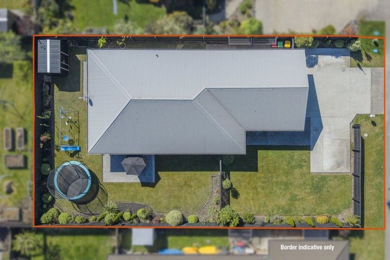 Photo of property in 10 Freyberg Street, Rangiora, 7400