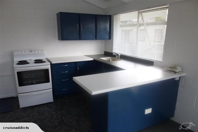 Photo of property in 2 Don Croot Street, Morningside, Auckland, 1021