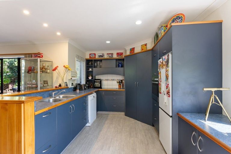 Photo of property in 13 Brandon Street, Otaki, 5512