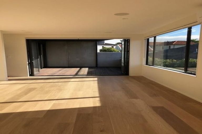 Photo of property in 7a Puna Street, Riccarton, Christchurch, 8041