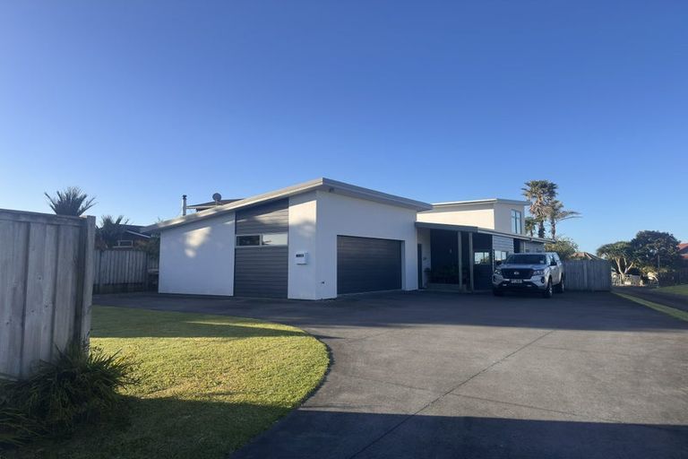 Photo of property in 16 Motukari Place, Onaero, Waitara, 4383