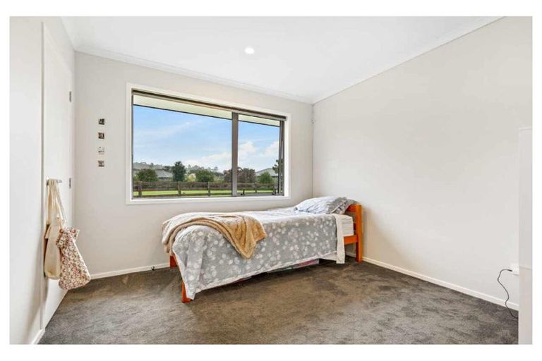 Photo of property in 17 Downer Access Road, Kaukapakapa, 0873