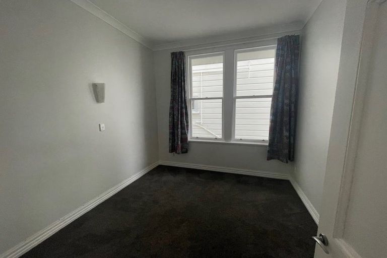 Photo of property in 63 Wright Street, Mount Cook, Wellington, 6021