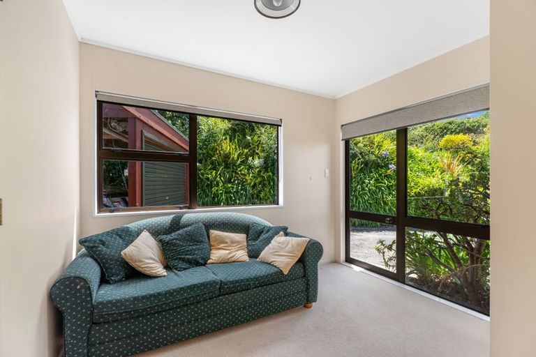Photo of property in 28 Centennial Drive, Whitianga, 3510