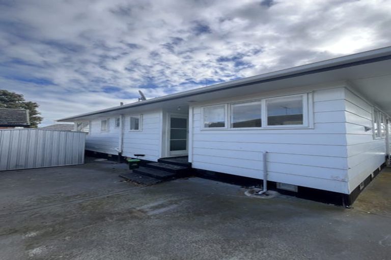 Photo of property in 11 Tiari Place, Mangere East, Auckland, 2024