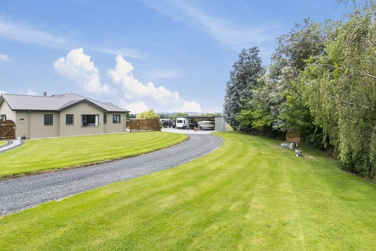 Photo of property in 461 Outram-mosgiel Road, Riverside, Outram, 9073