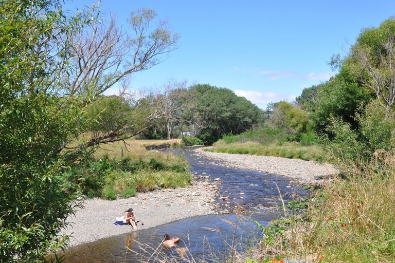 Photo of property in 308 Hewitts Road, Linton, Palmerston North, 4472