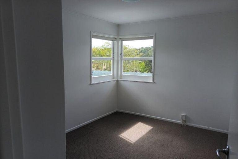 Photo of property in 15 Agincourt Street, Glenfield, Auckland, 0629