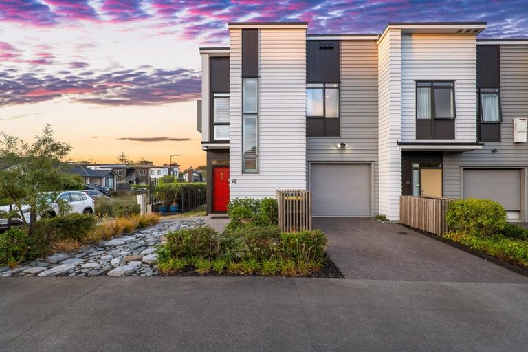 Photo of property in 14b Dida Park Drive, Kumeu, 0810