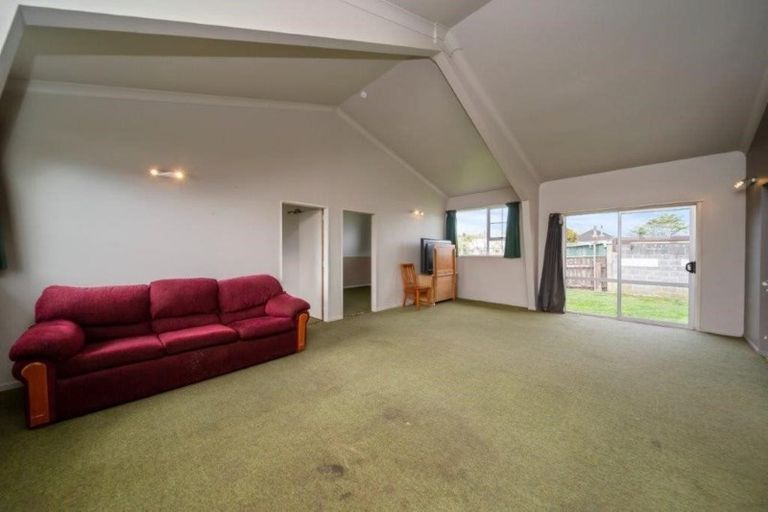 Photo of property in 41 Fairfield Road, Hawera, 4610
