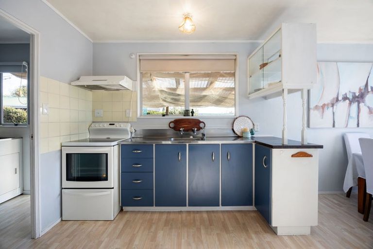 Photo of property in 24 Blomfield Street, Nawton, Hamilton, 3200