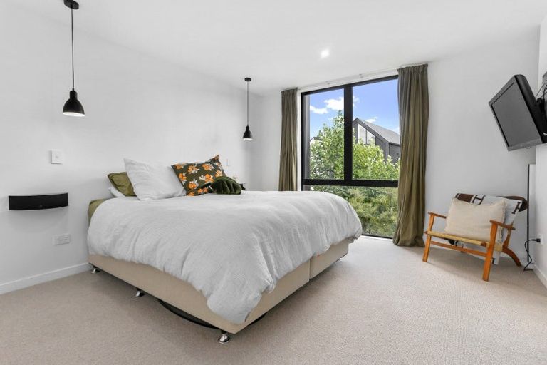 Photo of property in 8 Jack Seabrook Road, Hobsonville, Auckland, 0616