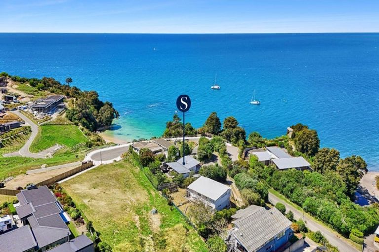 Photo of property in 25 Cook Crescent, Kaiteriteri, Motueka, 7197