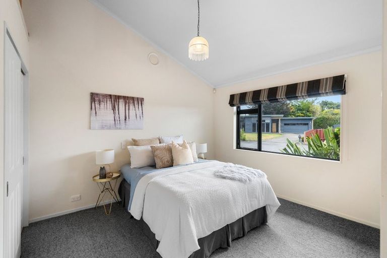 Photo of property in 1 Roseash Lane, Levin, 5510