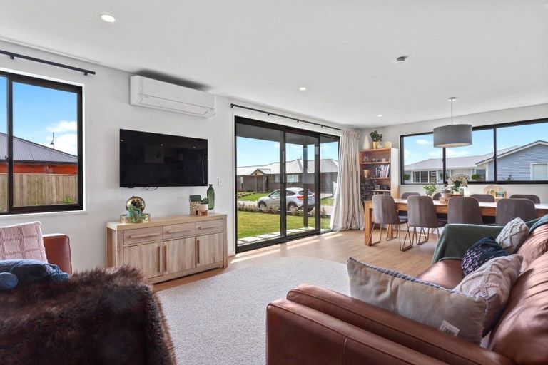 Photo of property in 11 Katipo Way, Pegasus, 7612