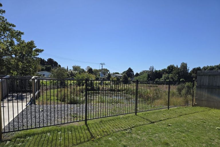 Photo of property in 19 Rotoiti Place, Paraparaumu, 5032