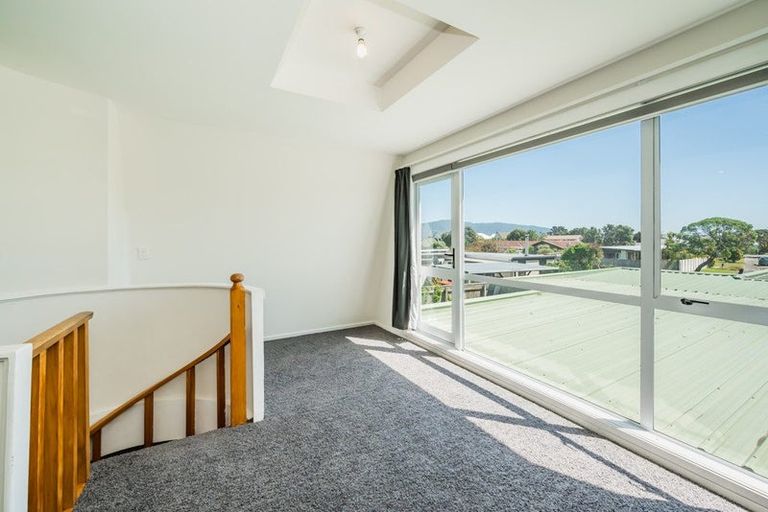 Photo of property in 9b Olive Terrace, Paraparaumu Beach, Paraparaumu, 5032