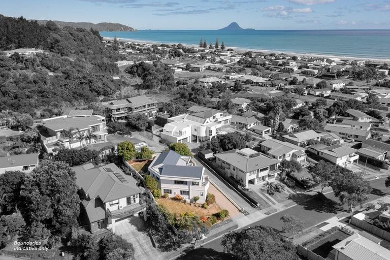 Photo of property in 18 Claydon Place, Ohope, 3121