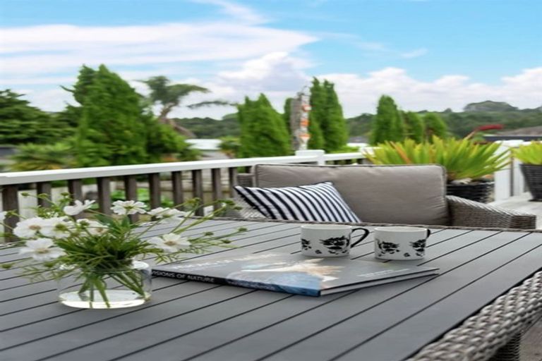 Photo of property in 21 Byblos Place, The Gardens, Auckland, 2105