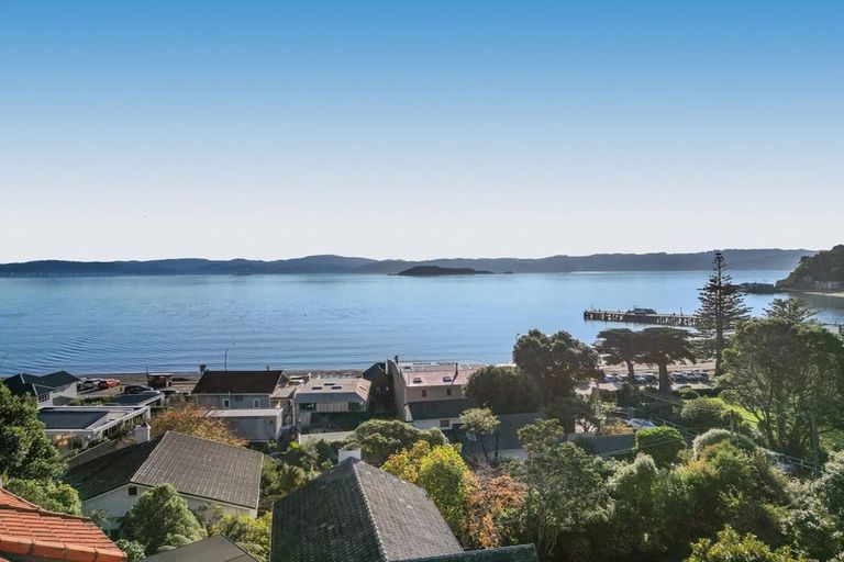 Photo of property in 10a Moana Road, Days Bay, Lower Hutt, 5013