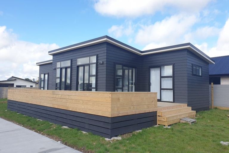 Photo of property in 35 Solway Crescent, Solway, Masterton, 5810