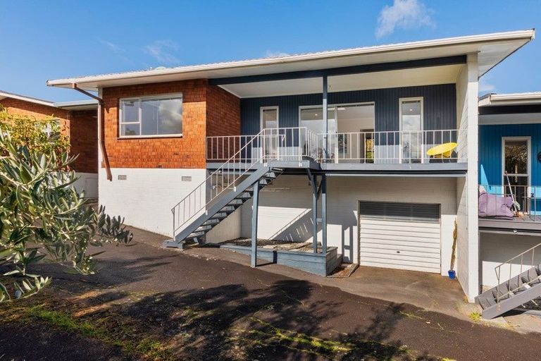 Photo of property in 3/30 Fifth Avenue, Mount Albert, Auckland, 1025