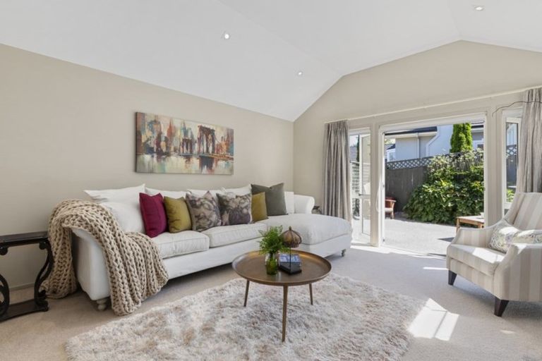 Photo of property in 14 Kenmure Place, Bethlehem, Tauranga, 3110